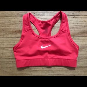 Sports bra
